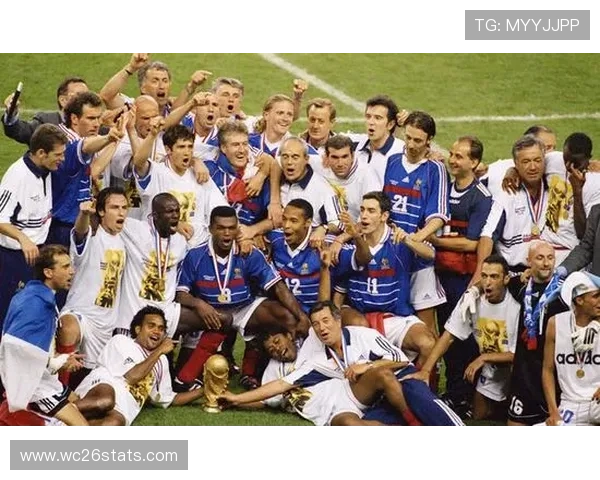 1998世界杯冠军:法国队夺冠过程中的关键比赛回顾与战术亮点